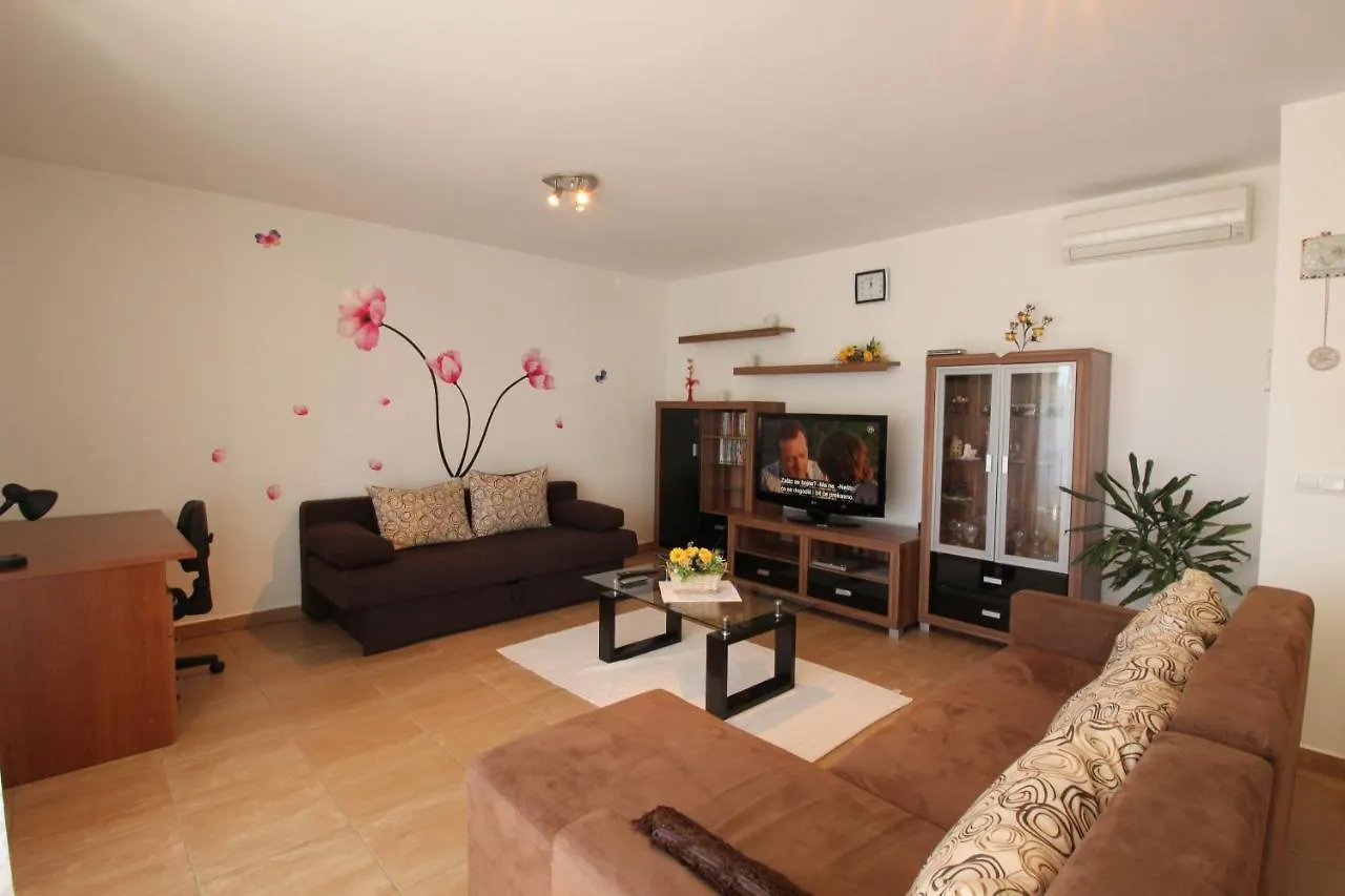 Marijana Apartment Novigrad