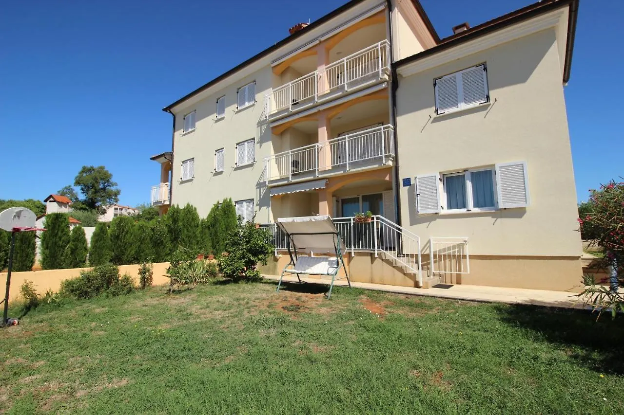 Marijana Apartment Novigrad