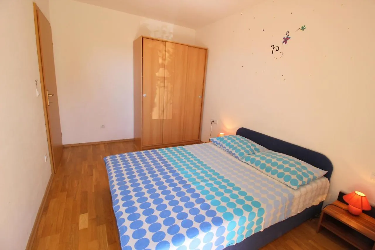 Marijana Apartment Novigrad